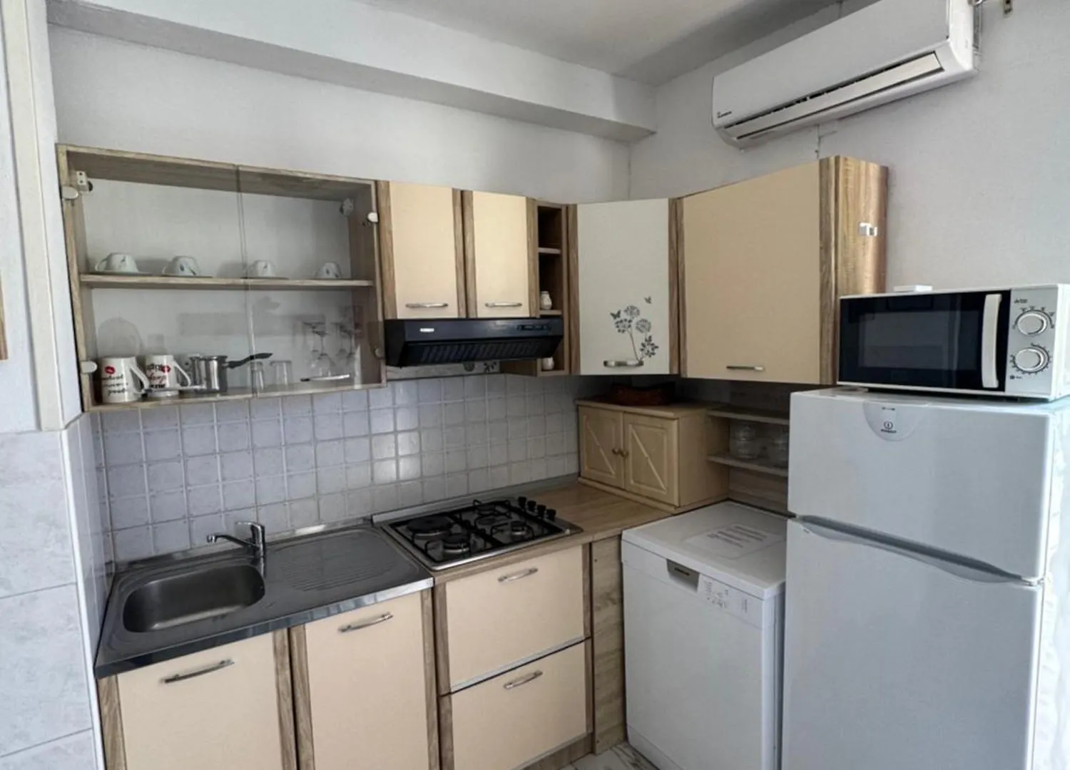 קרק Apartman Viki דירה