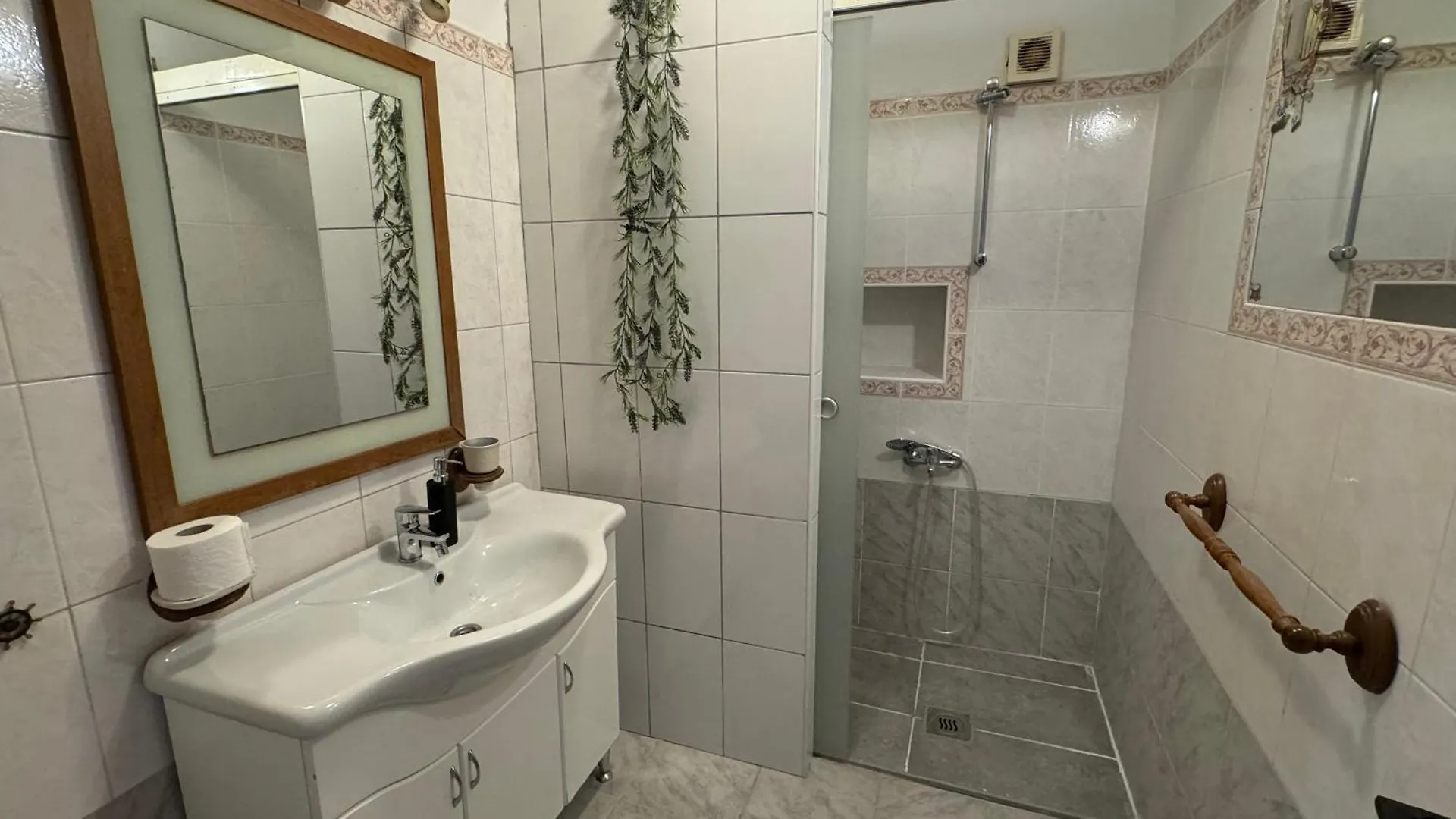 דירה קרק Apartman Viki